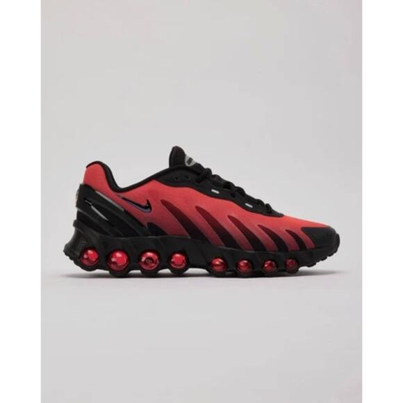 Nike Air Max Dn8 Black Red Men\'s Size 11.5 FQ7860-008 New Authentic